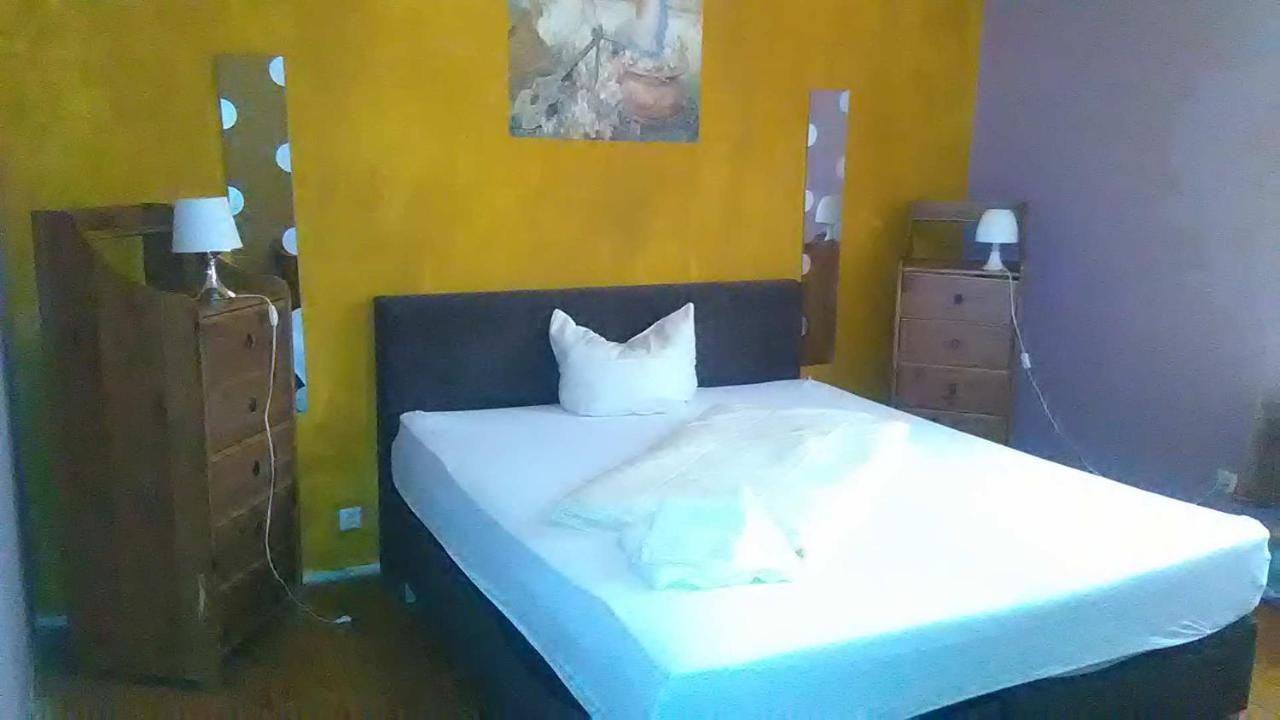 Wohnung In Kaiserslautern Ngoại thất bức ảnh